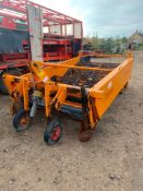 Keulmac RK, 72 Inch Onion Windrower (2003)