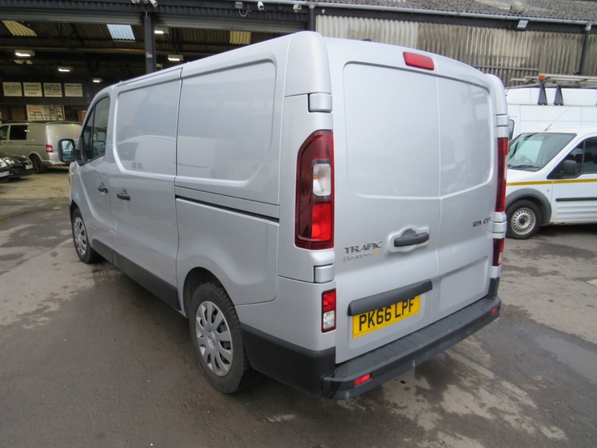 66 reg RENAULT TRAFIC SL27 BUSINESS+ ENGERGY DCI, 1ST REG 09/16, 103068M WARRANTED, V5 HERE, 1 OWNER - Image 3 of 6