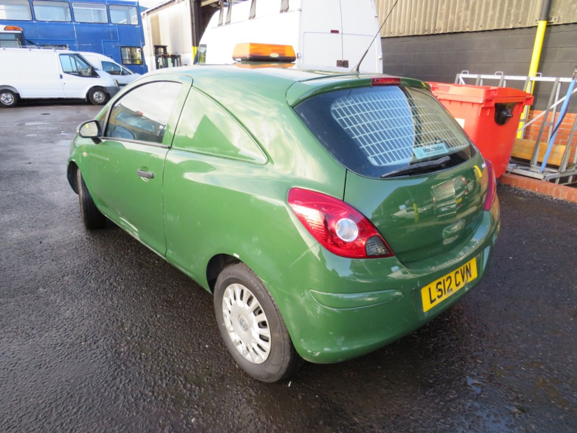 12 reg VAUXHALL CORSA CDTI ECOFLEX, 1ST REG 04/12, TEST 04/21, 177536M WARRANTED, V5 HERE, 1 - Image 3 of 6