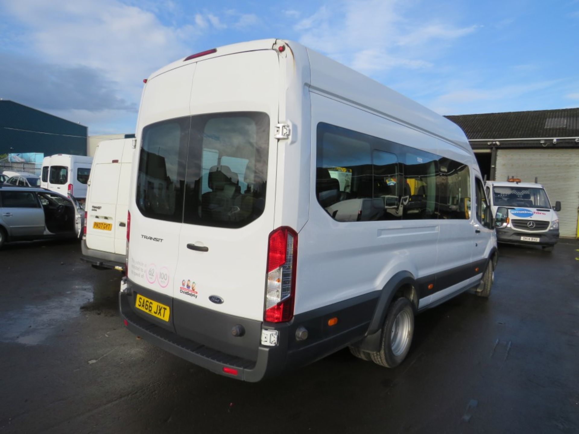 66 reg FORD TRANSIT 460 ECONETIC TECH MINIBUS, 1ST REG 10/16, TEST 10/21, 38445KM WARRANTED, V5 - Image 4 of 6