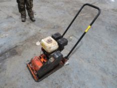 14" PETROL VIBRATING PLATE (DIRECT HIRE CO) [+ VAT]