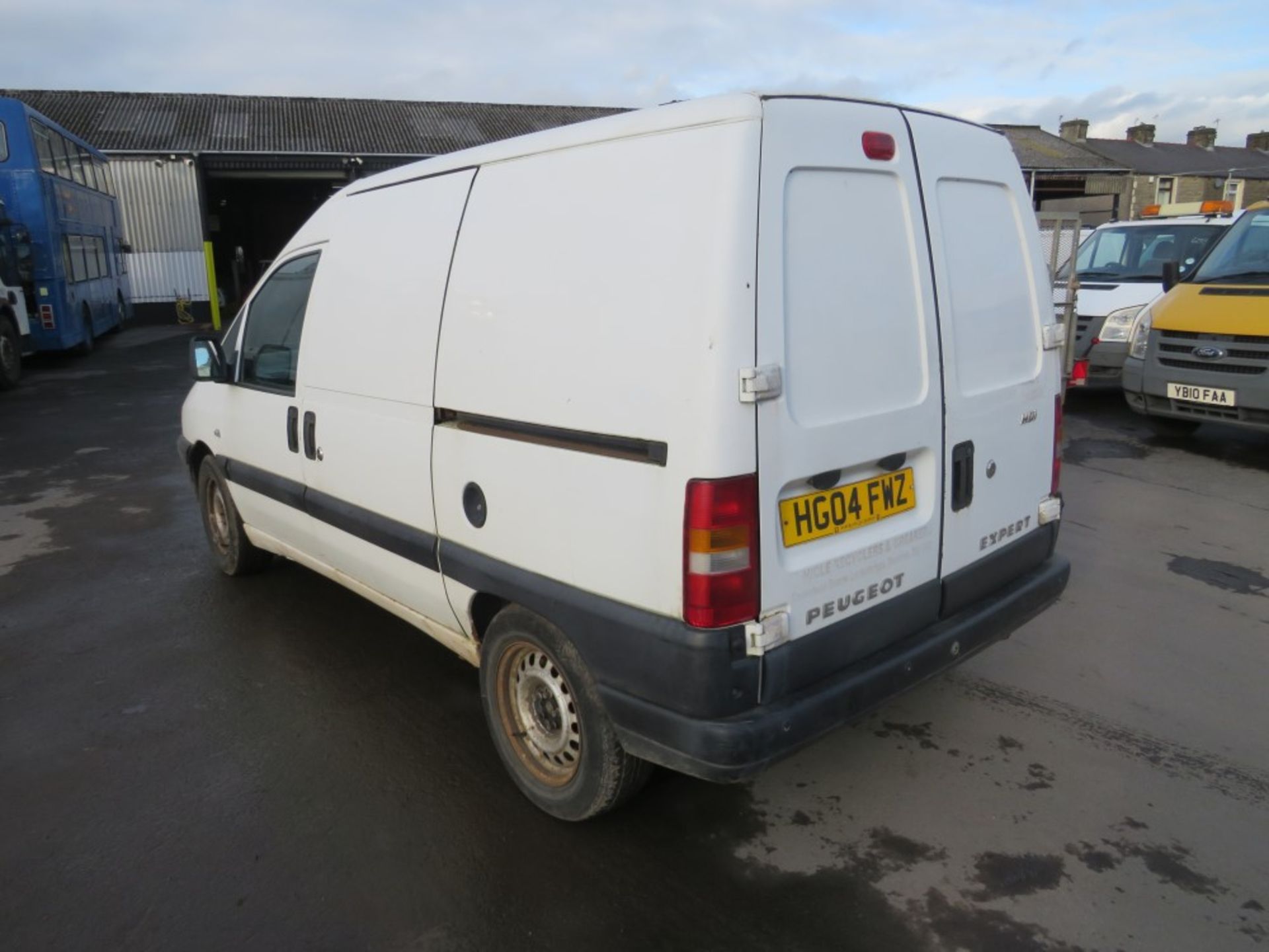 04 reg PEUGEOT EXPERT 900 HDI, 1ST REG 03/04, 164424M NOT WARRANTED, V5 HERE, 8 FORMER KEEPERS [+ - Image 3 of 6
