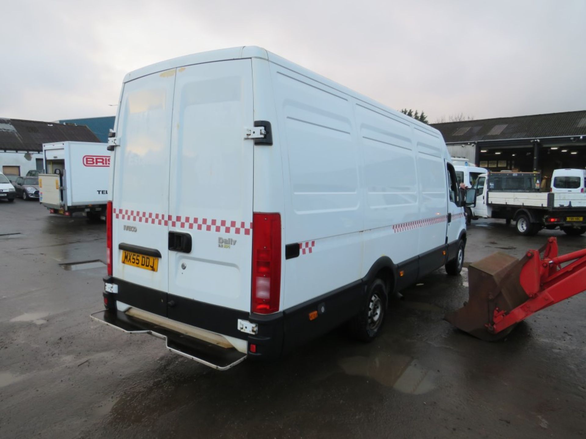 55 reg IVECO DAILY 35S12 LWB (DIRCT GTR M/C FIRE) 1ST REG 09/05, 91703M, V5 HERE, 1 OWNER FROM - Image 4 of 6