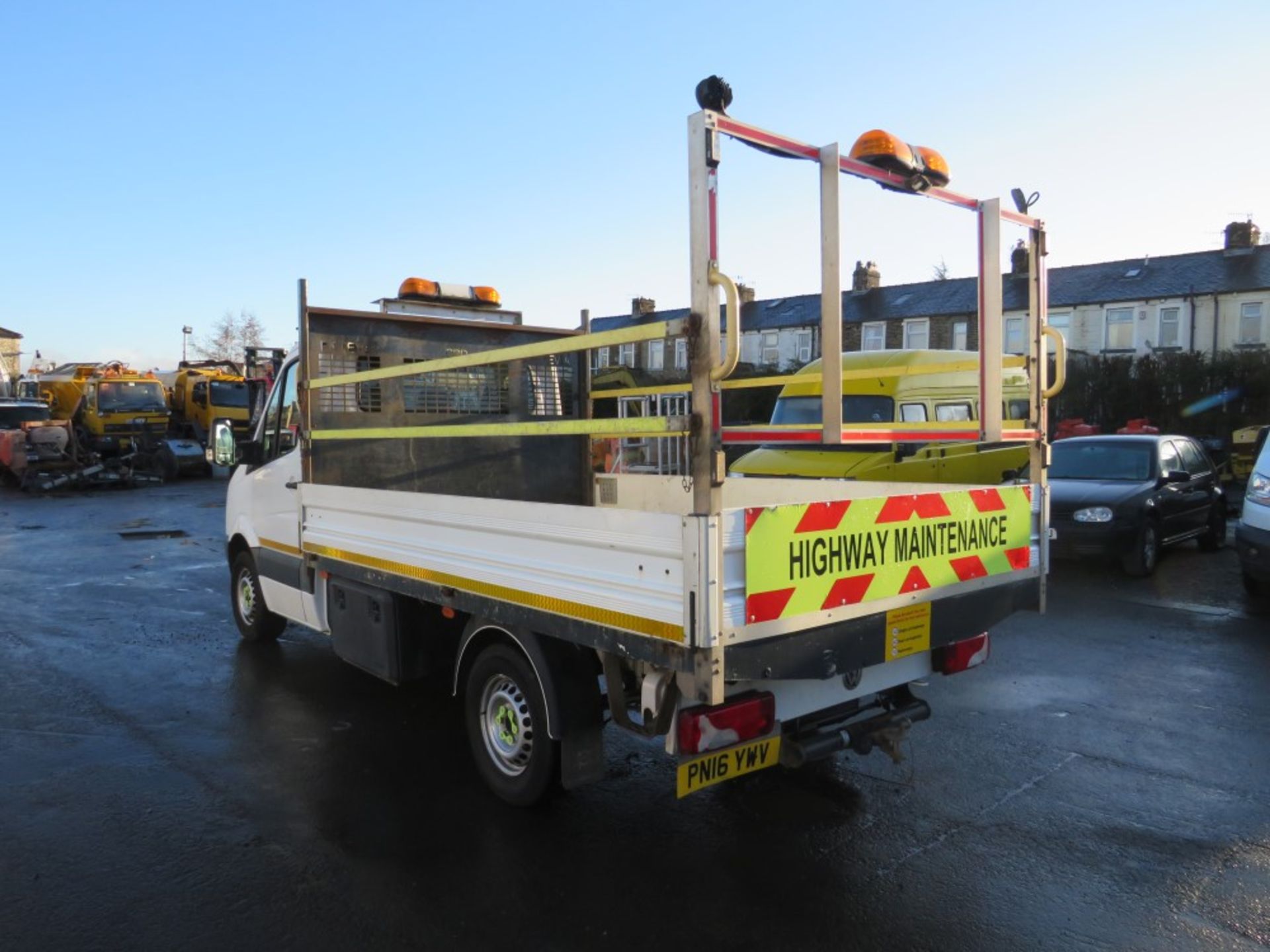 16 reg VW CRAFTER CR35 TDI 136 MWB DROPSIDE, 1ST REG 03/16, TEST 02/21, 139772M, V5 HERE, 1 OWNER - Image 3 of 5