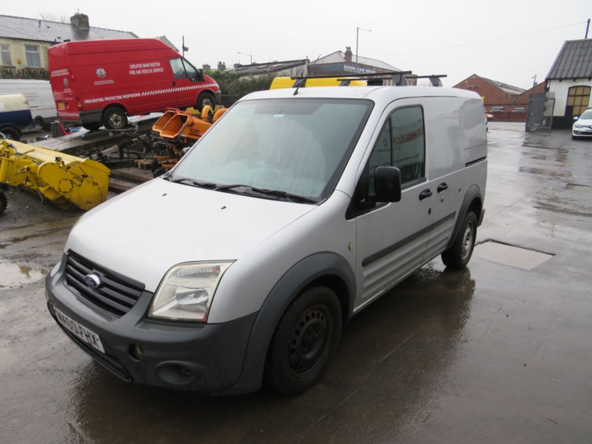 60 reg FORD TRANSIT CONNECT 75 T200, 1ST REG 10/10, TEST 12/21, 133619M, PART V5 - GREEN SLIP - Image 2 of 5