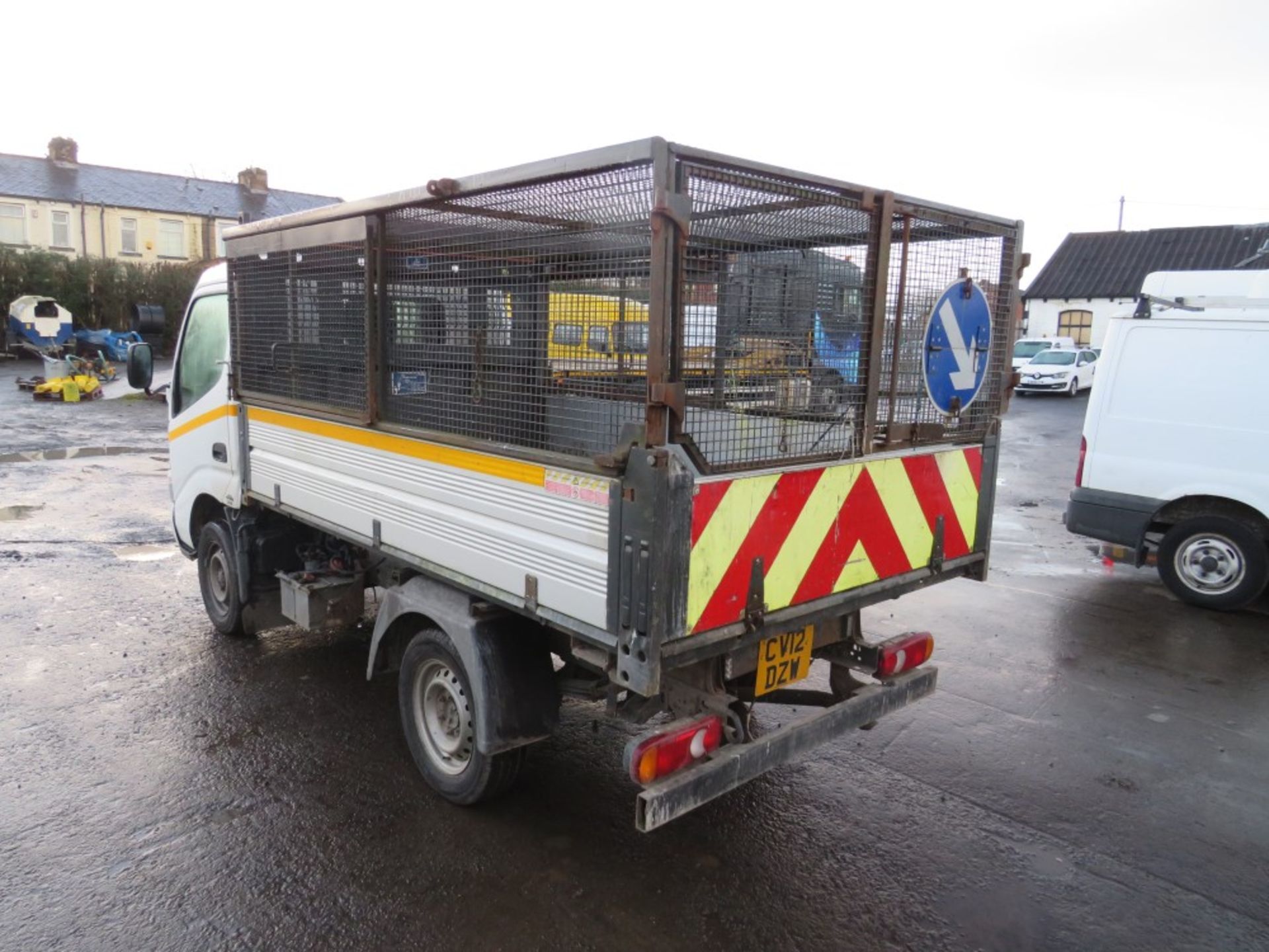 12 reg TOYOTA DYNA 350 D-4D MWB TIPPER (DIRECT COUNCIL) 1ST REG 03/12, TEST 03/21, 146793M, V5 HERE, - Image 3 of 5