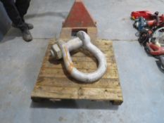 80t BOW SHACKLE [NO VAT]