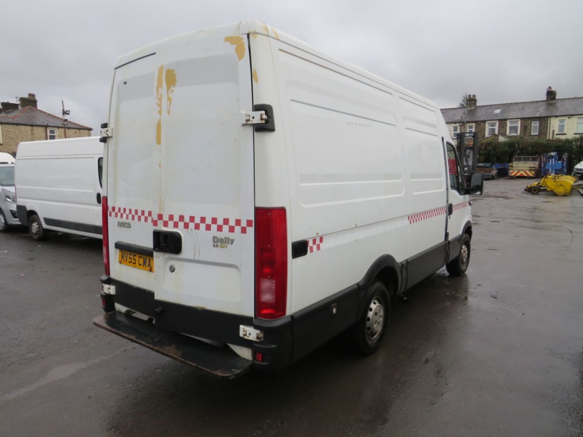 55 reg IVECO DAILY 35S12 MWB (DIRECT GTR M/C FIRE) 1ST REG 02/06, 119550M, V5 HERE, 1 OWNER FROM NEW - Image 4 of 6