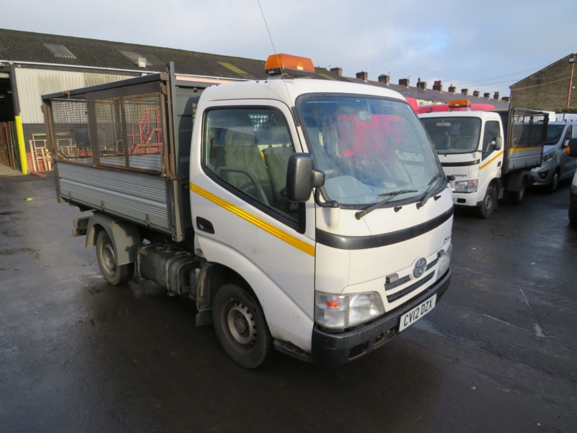 12 reg TOYOTA DYNA 350 D-4D MWB TIPPER (DIRECT COUNCIL) 1ST REG 03/12, TEST 01/21, 96753M, V5