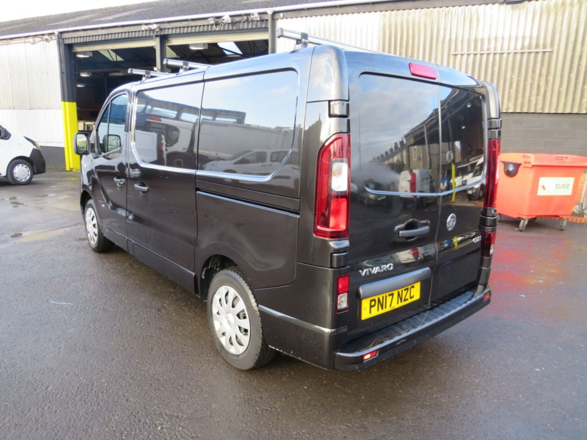 17 reg VAUXHALL VIVARO 2700 SPORTIVE CDTI, 1ST REG 03/17, TEST 03/21, 110241M, V5 HERE, 1 OWNER FROM - Image 3 of 6