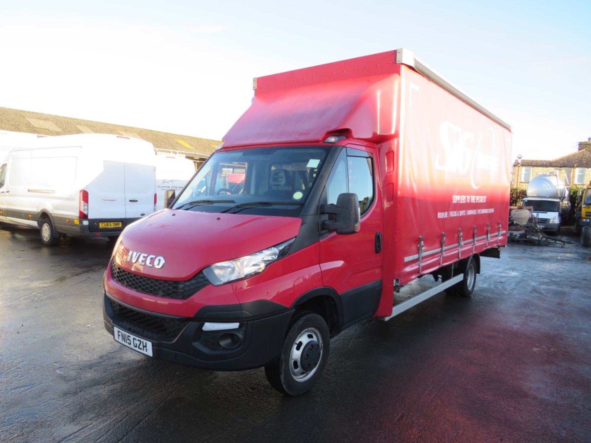 15 reg IVECO DAILY 45C15 CURTAIN SIDER, 1ST REG 06/15, 91282M, V5 HERE, 1 FORMER KEEPER [+ VAT] - Image 2 of 6