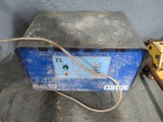 CURTIS INDUSTRIAL BATTERY CHARGER (DIRECT GAP) [+ VAT]