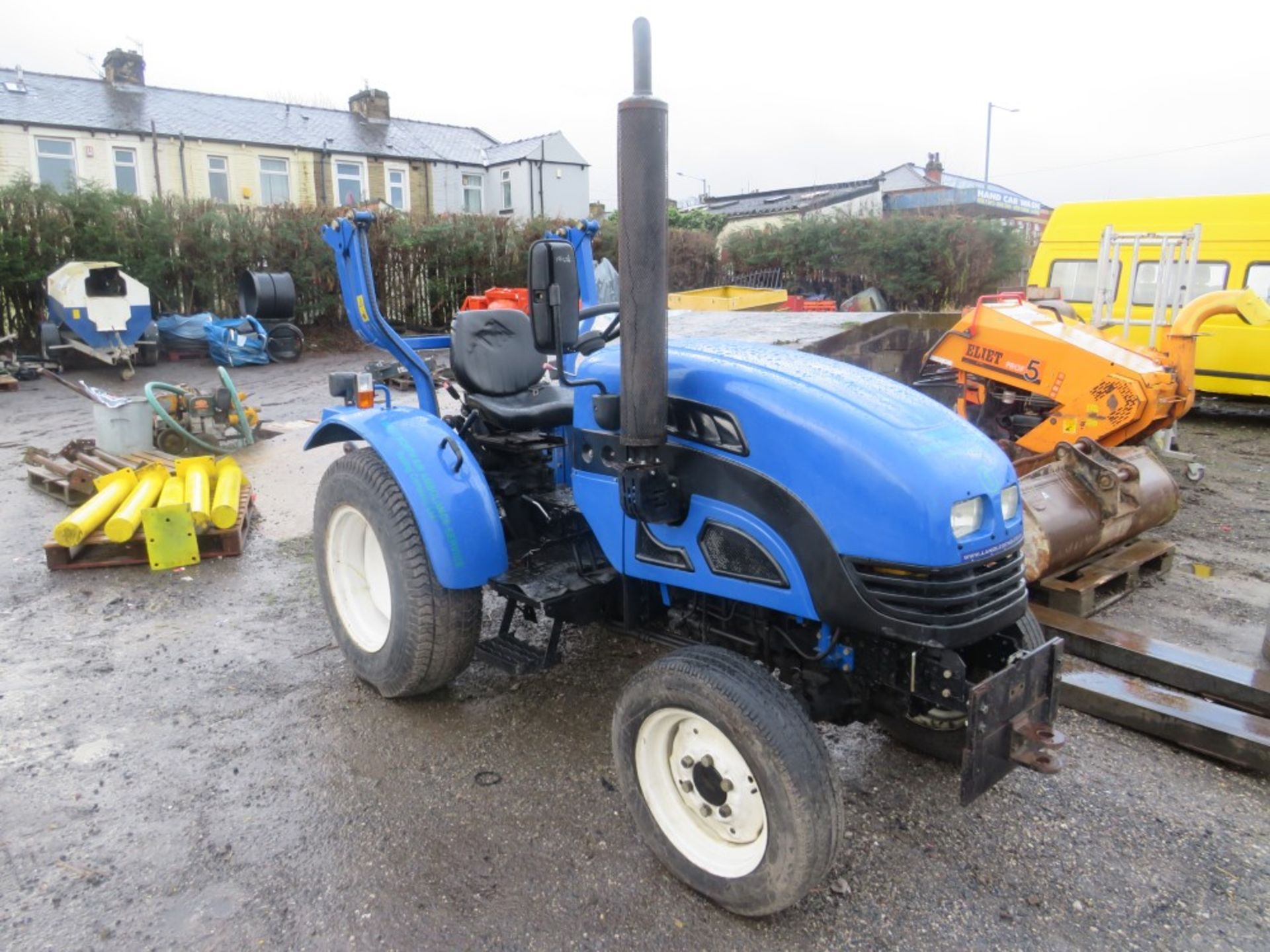 LAND LEGEND COMPACT TRACTOR, 142 HOURS [NO VAT] - Image 2 of 4