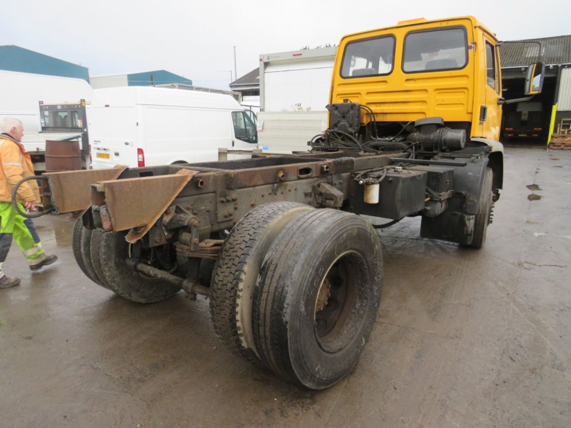 R reg DAF LF FA55.230 CHASSIS, 1ST REG 10/97, 380914KM NOT WARRANTED, V5 HERE [+ VAT] - Image 4 of 5