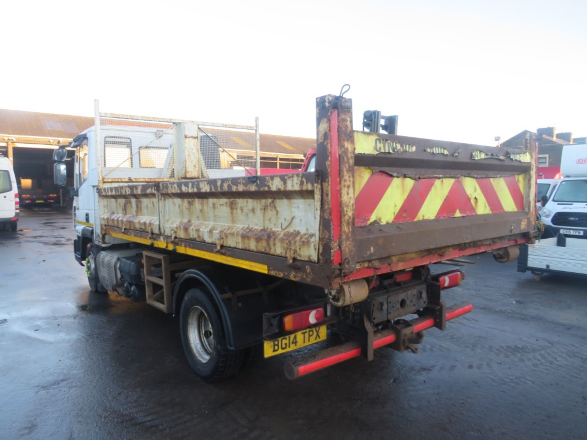 14 reg IVECO EUROCARGO 100E19 HOOK LIFT TIPPER (DIRECT COUNCIL) 1ST REG 04/14, TEST 05/21, - Image 3 of 5