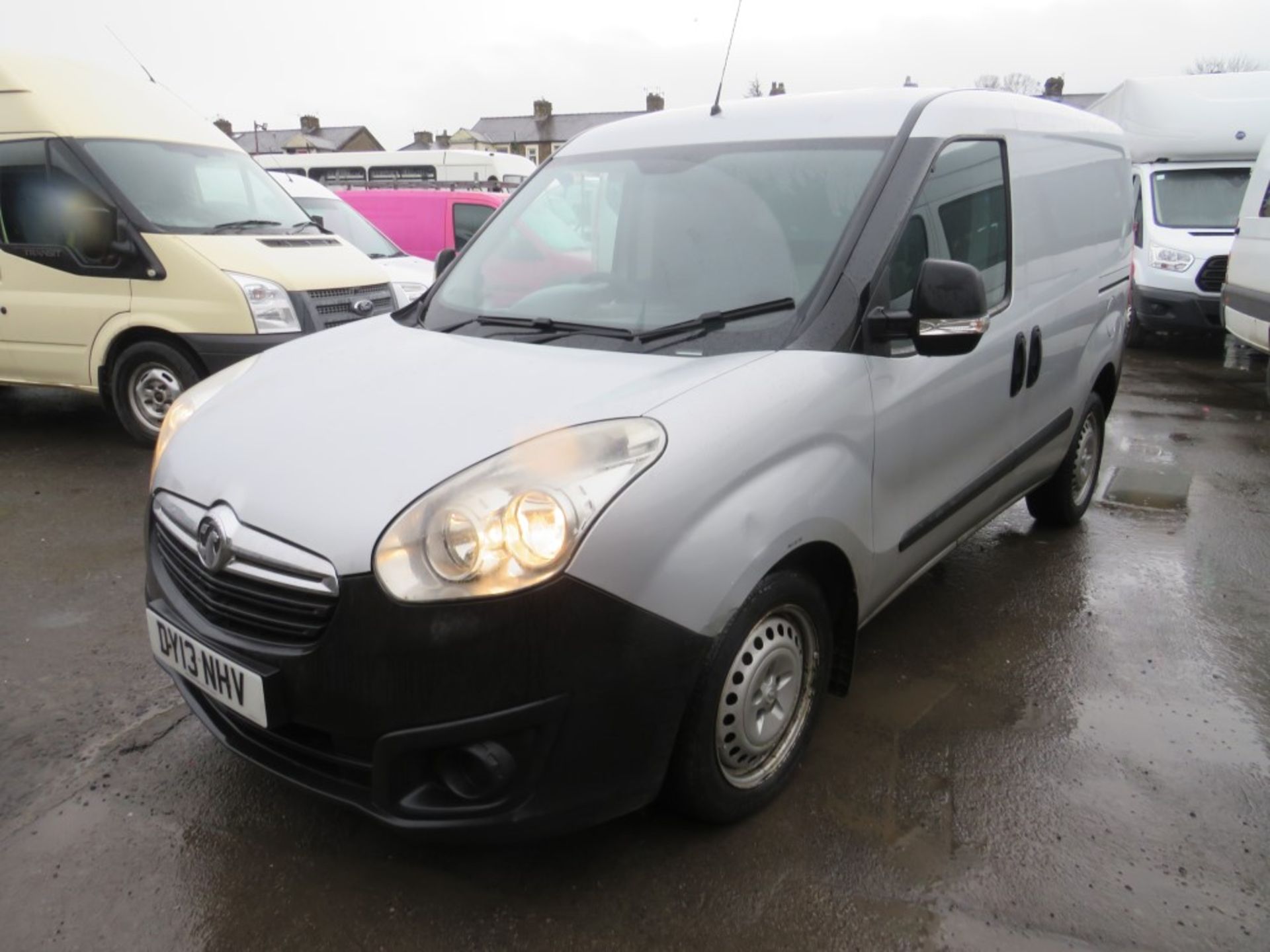 13 reg VAUXHALL COMBO 2300 CDTI SS E-FLEX, 1ST REG 05/13, TEST 10/21, 117740M, V5 HERE, 3 FORMER - Image 2 of 6