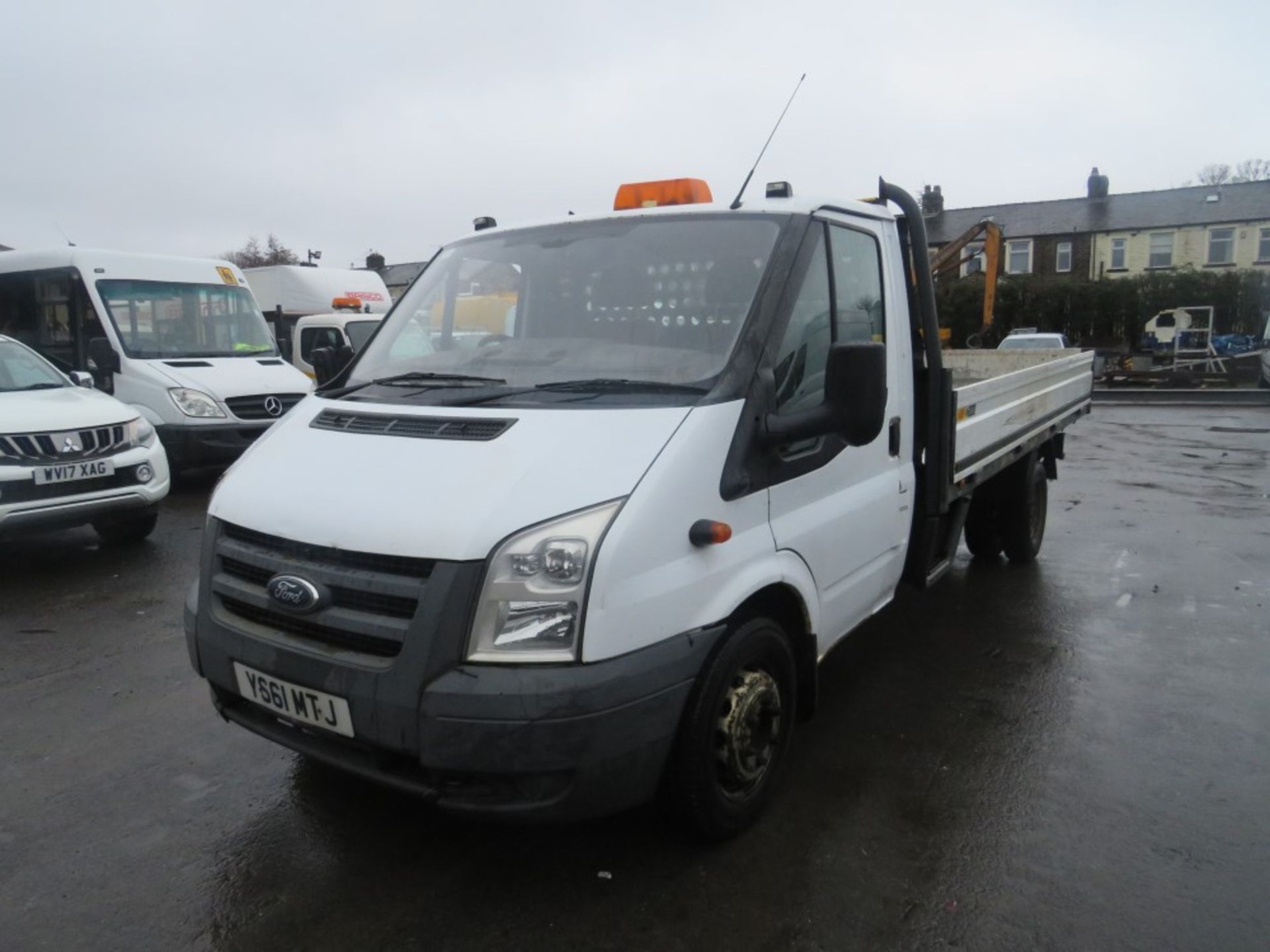 61 reg FORD TRANSIT 115 T350L RWD DROPSIDE PICKUP, 1ST REG 01/12, 187811M NOT WARRANTED, V5 HERE, - Image 2 of 5