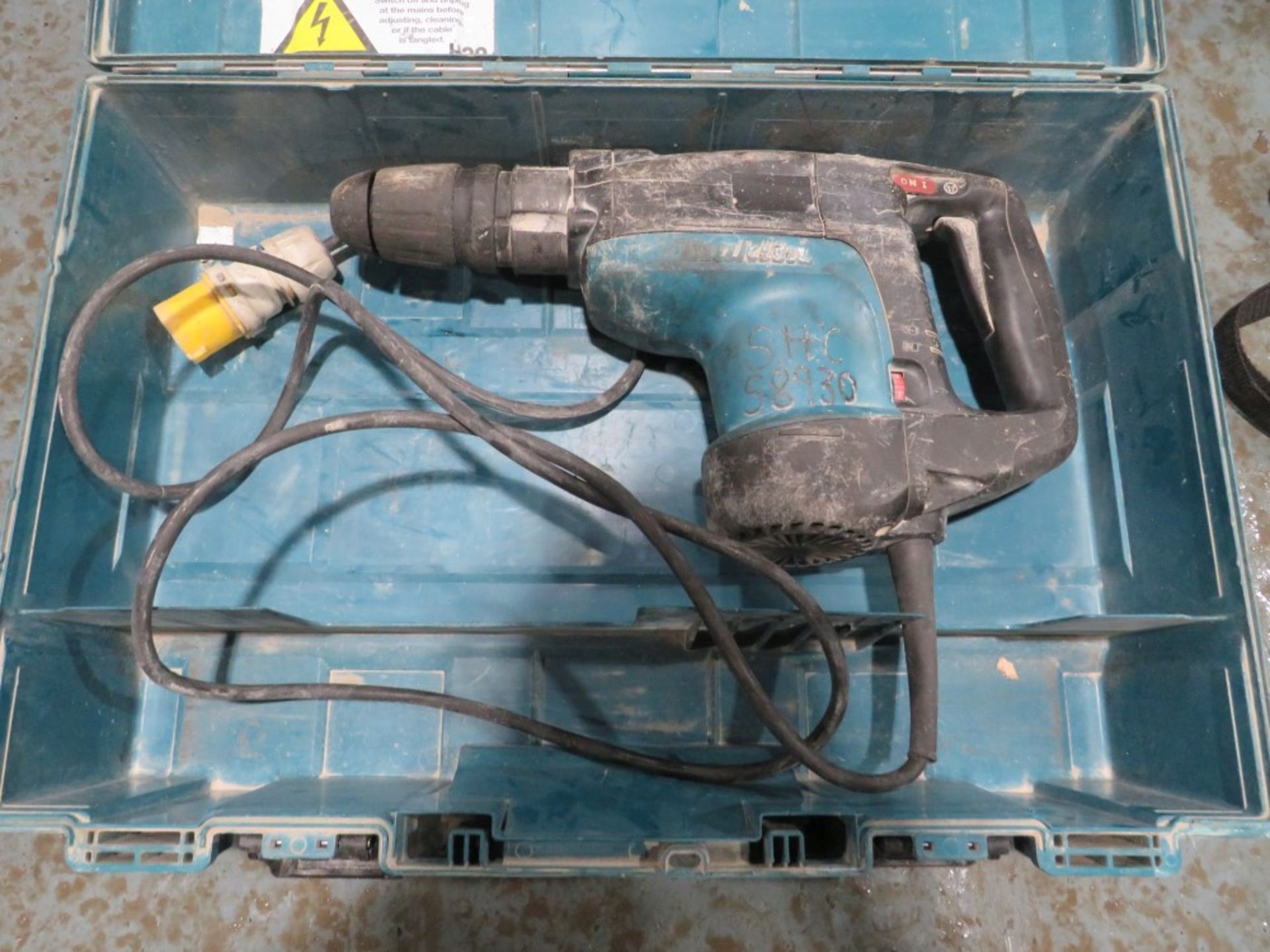 M/D ROTARY HAMMER DRILL (DIRECT HIRE CO) [+ VAT]