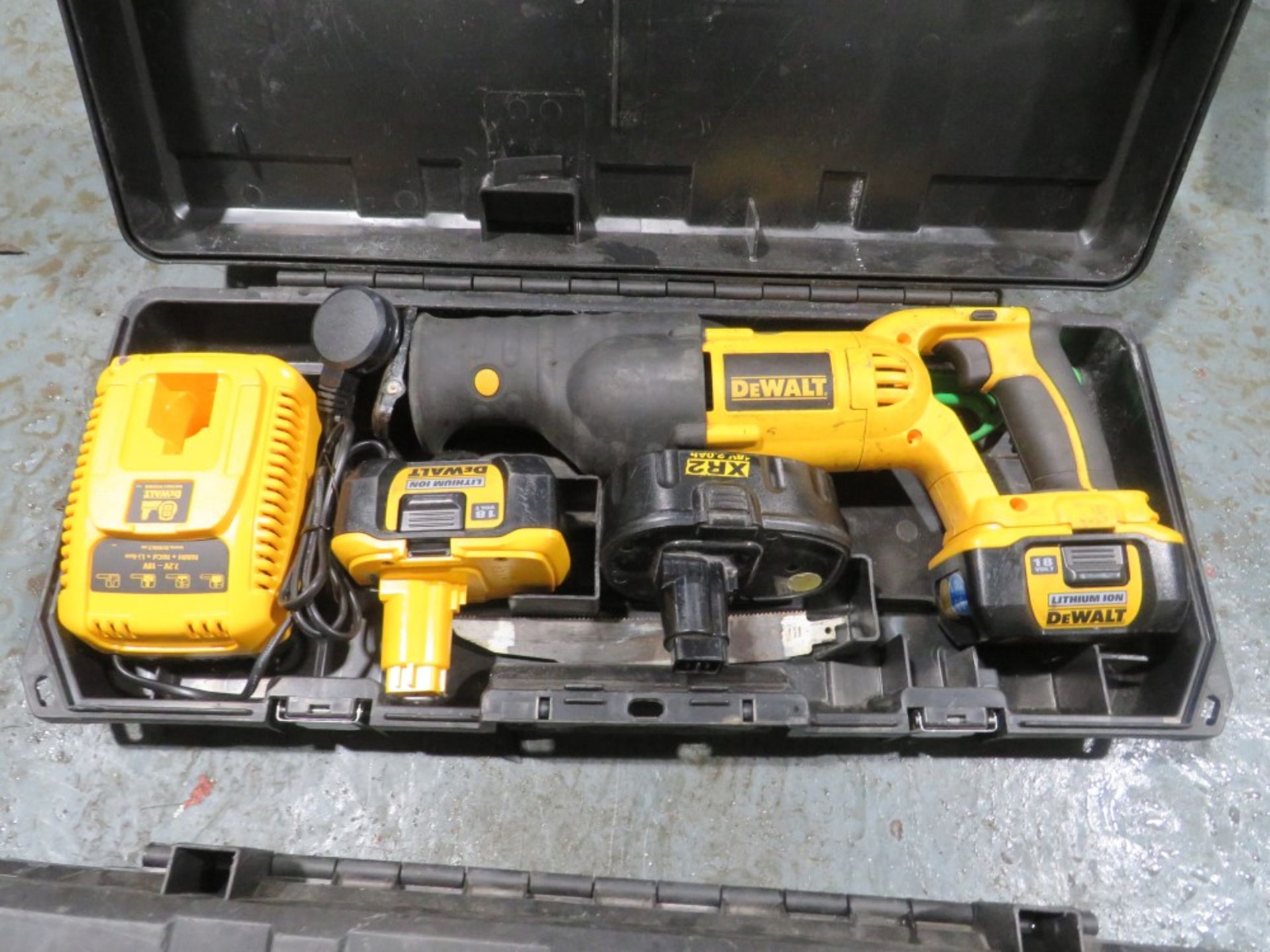 DEWALT BATTERY SAW (3) (DIRECT LANCS FIRE & RESCUE) [+ VAT]