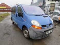 52 reg RENAULT TRAFIC SL27 DCI 100 MINIBUS (NON RUNNER) (DIRECT COUNCIL) 1ST REG 10/02, TEST 01/