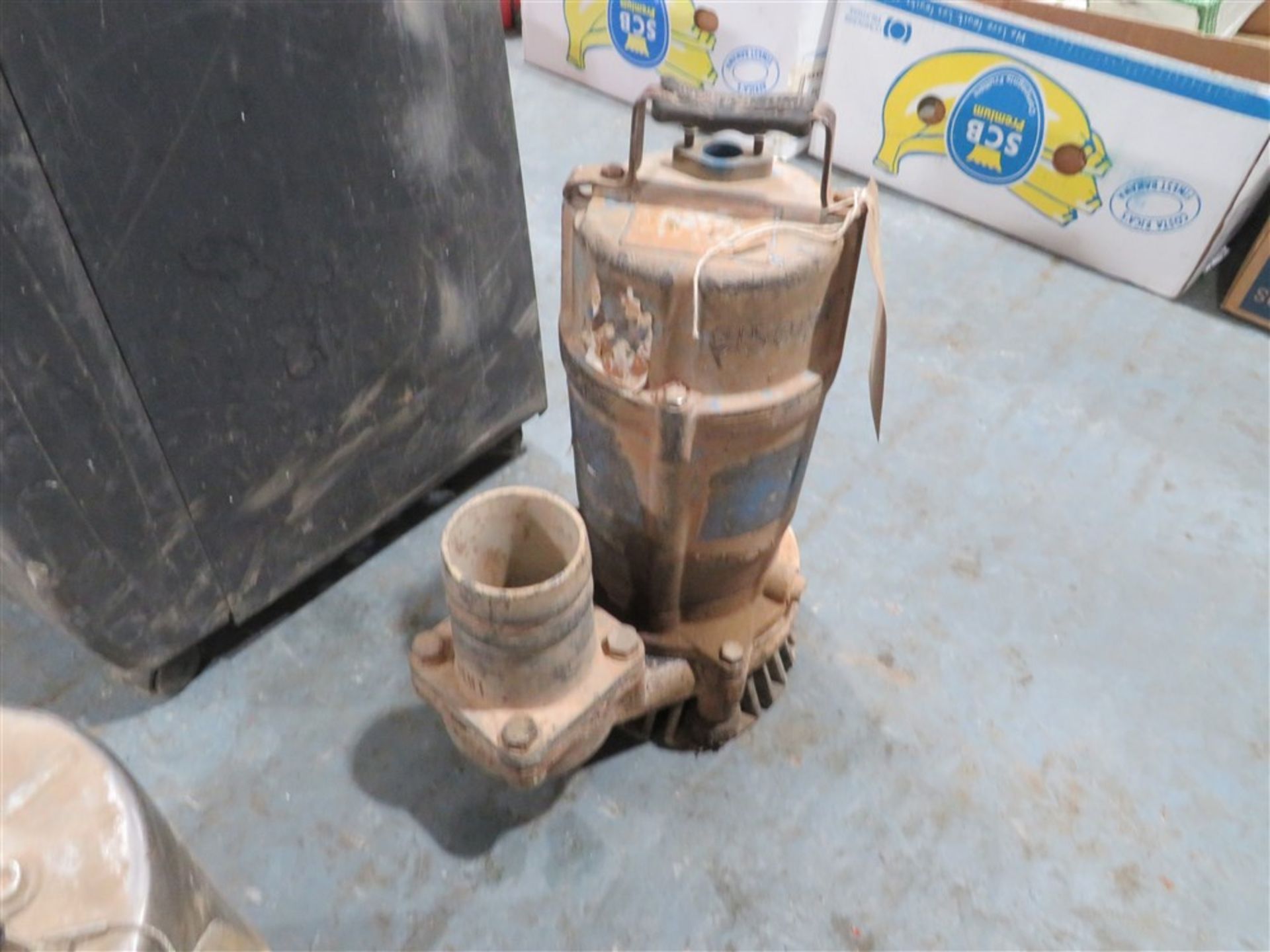 4 X OBART PUMPS & 1 MORRIS PUMP (DIRECT GAP) [+ VAT] - Image 2 of 5