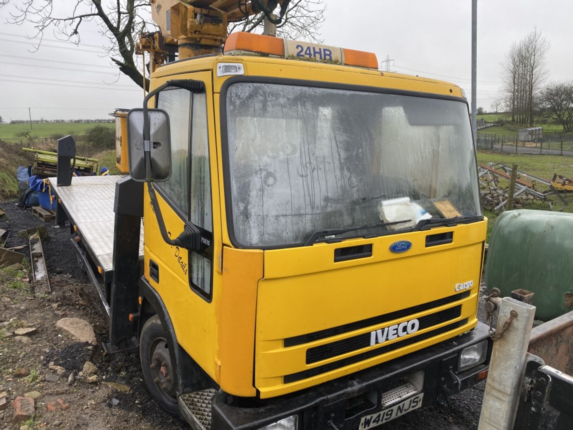 W reg FORD IVECO CHERRY PICKER (LOCATION BLACKBURN) DOCS & KEYS UNKNOWN [+ VAT] - Image 2 of 6