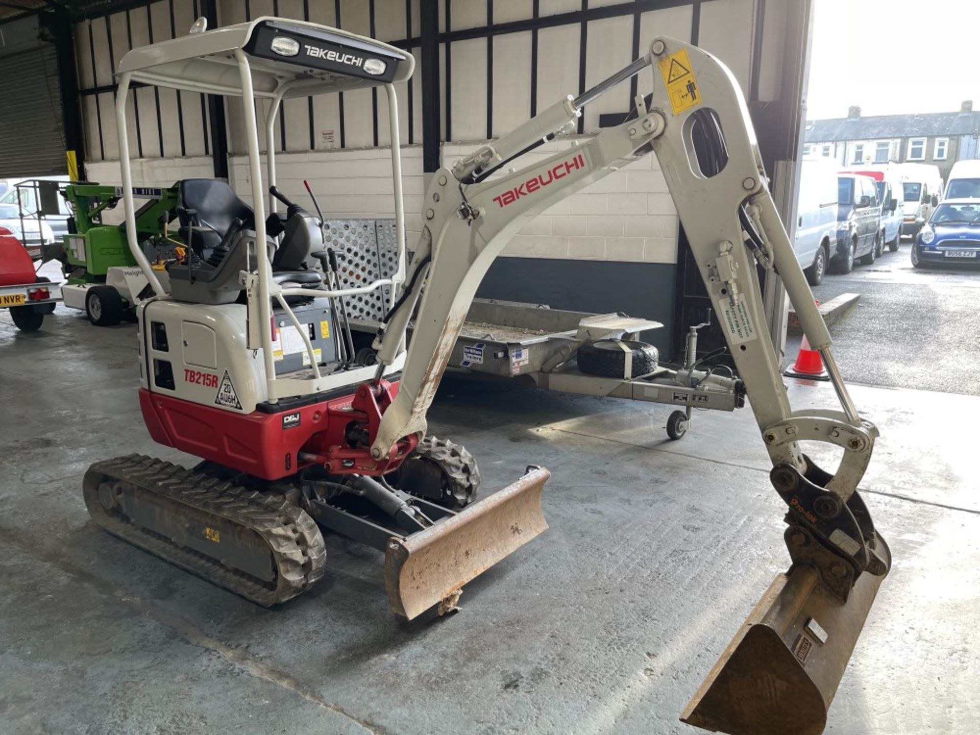 2019 TAKEUCHI TB215R COMPACT EXCAVATOR, 108 HOURS [+ VAT] - Image 2 of 5