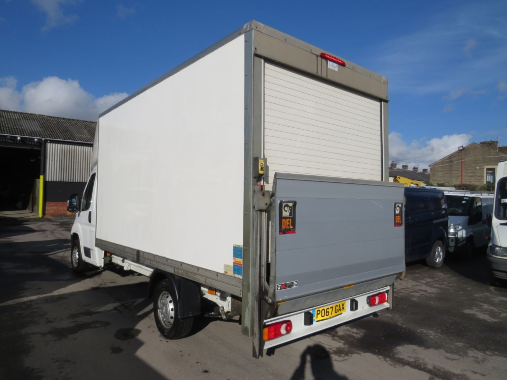 67 reg CITROEN RELAY 35 BLUE HDI LUTON VAN, 1ST REG 09/17, TEST 09/21, V5 HERE, 1 OWNER FROM - Image 3 of 7