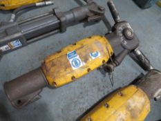 ATLAS COPCO 28KG ANTI VIB AIR BREAKER (DIRECT GAP) [+ VAT]