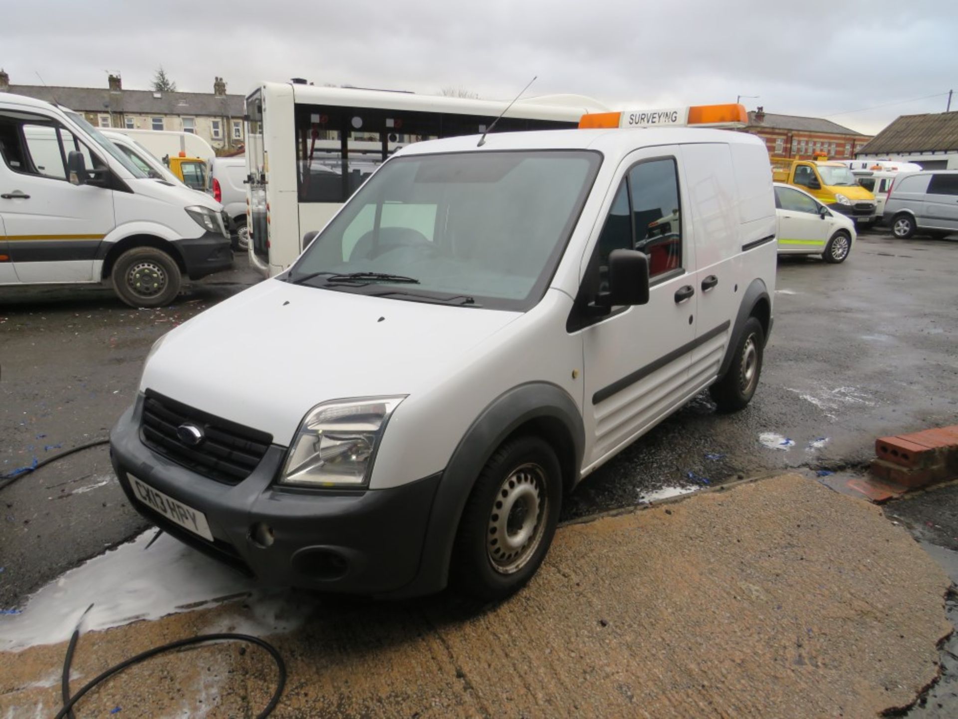 13 reg FORD TRANSIT CONNECT T200 (NON RUNNER) (DIRECT COUNCIL) 1ST REG 03/13, V5 HERE [+ VAT] - Image 2 of 6