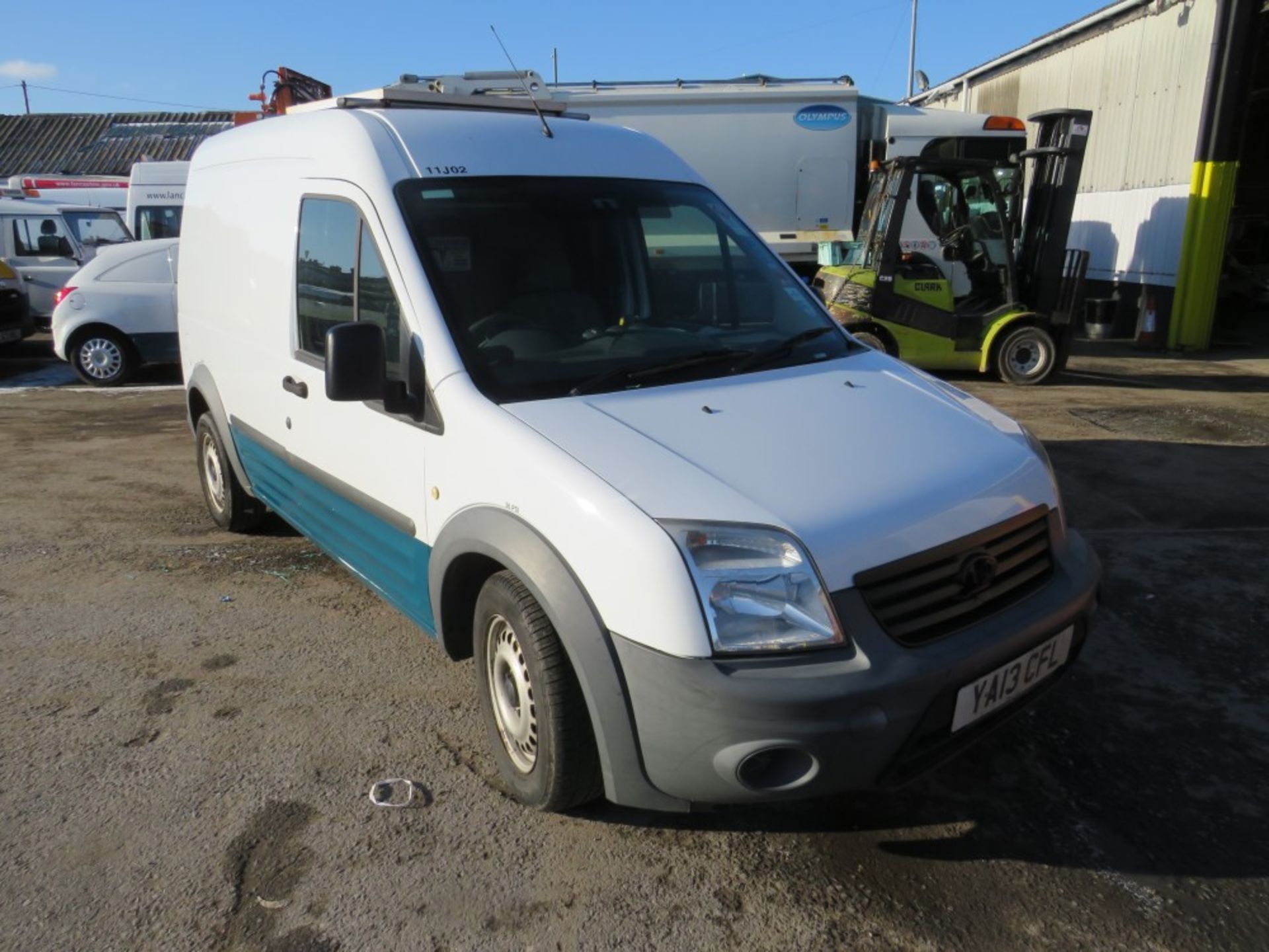 13 reg FORD TRANSIT CONNECT 90 T230 (DIRECT UNITED UTILITIES WATER) (NON RUNNER) 1ST REG 08/13, TEST