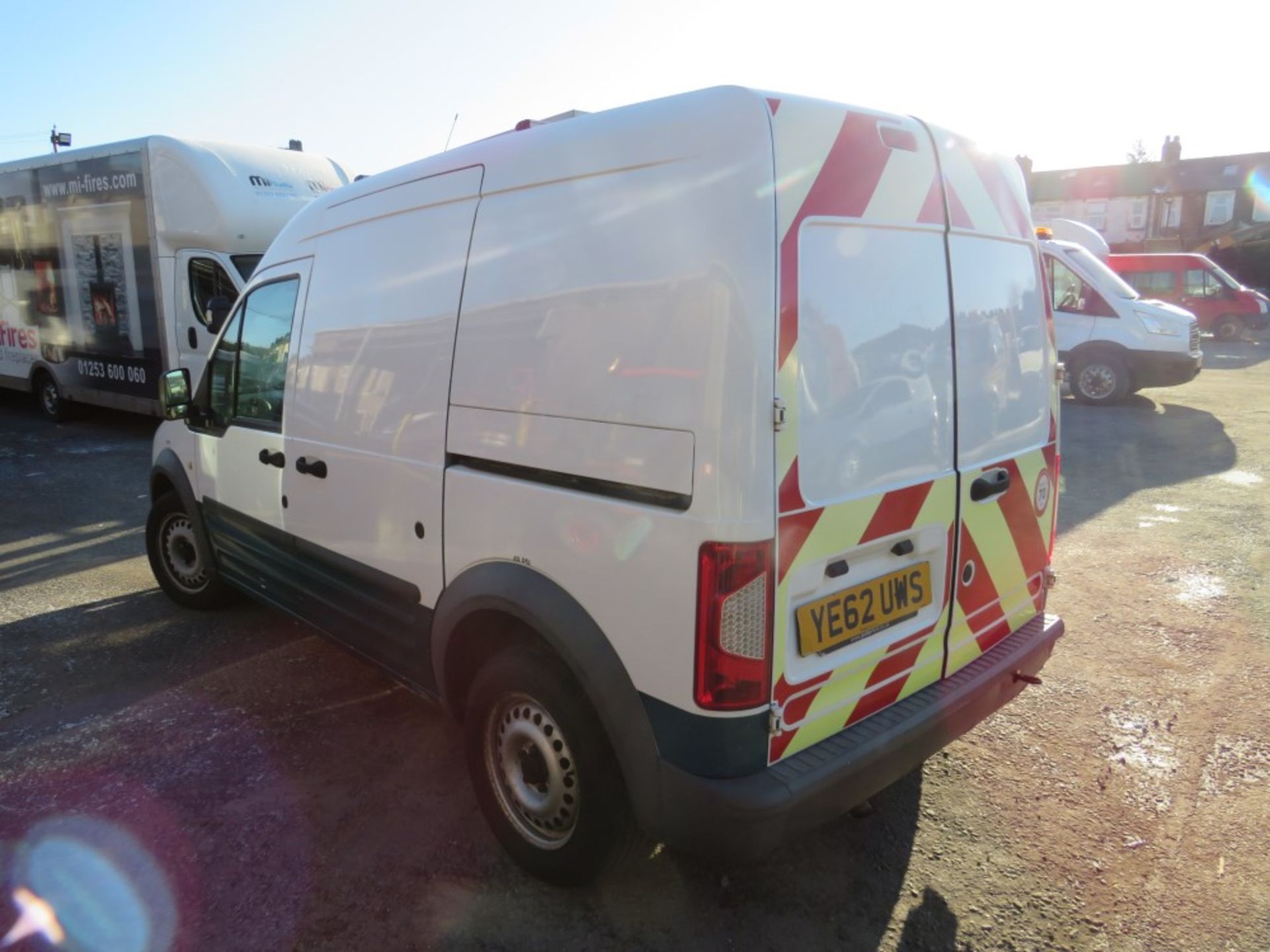 62 reg FORD TRANSIT CONNECT 90 T230 (DIRECT UNITED UTILITIES WATER) (NON RUNNER) 1ST REG 11/12, TEST - Image 3 of 7