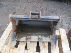 2019 24" DIGGER BUCKET TO SUIT 1.5 TON MACHINE [+ VAT]