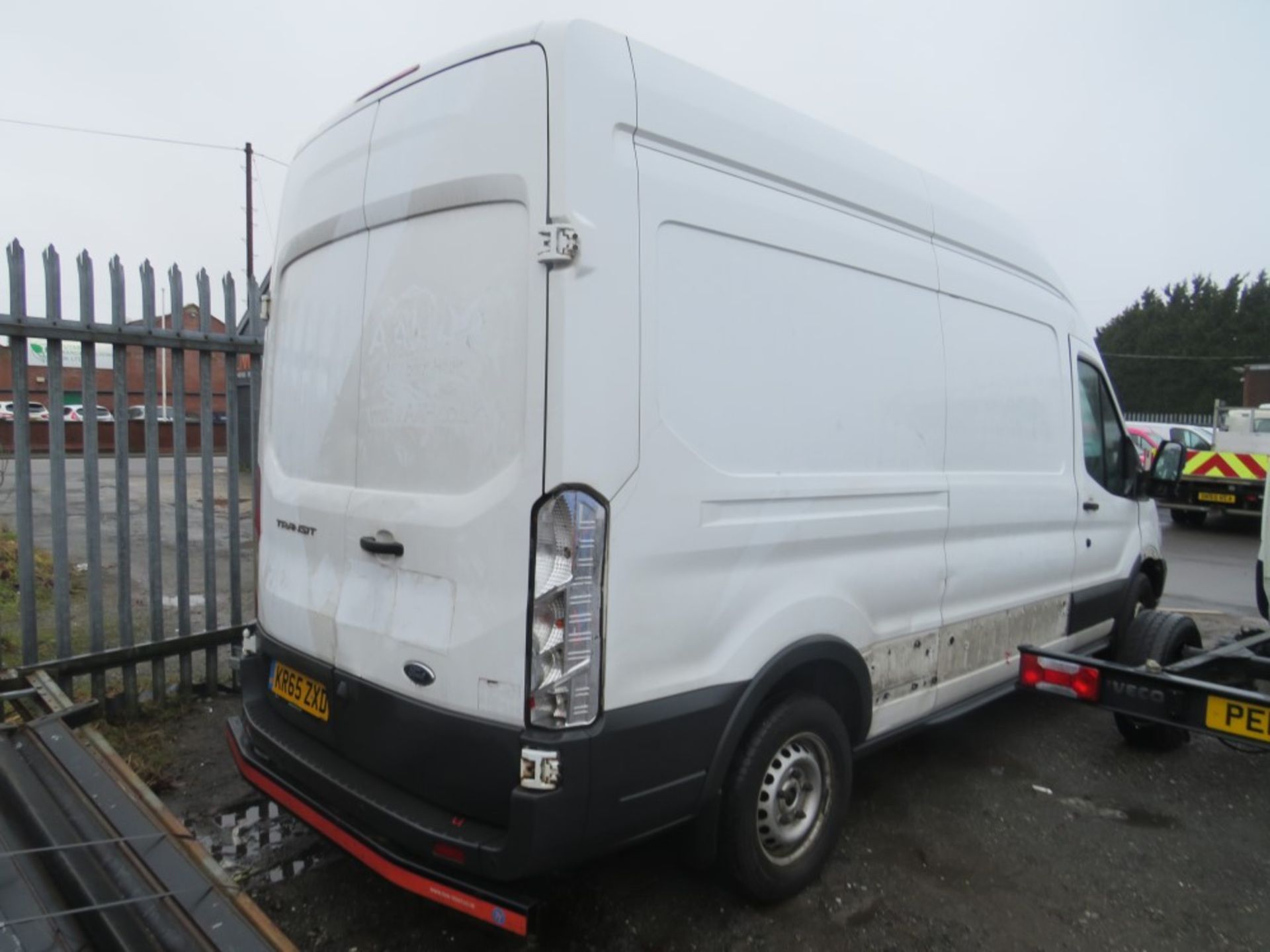 65 reg FORD TRANSIT 310 2.2 TDCI (NON RUNNER) 1ST REG 12/15, 202692M WARRANTED, V5 HERE, 1 OWNER - Image 4 of 6