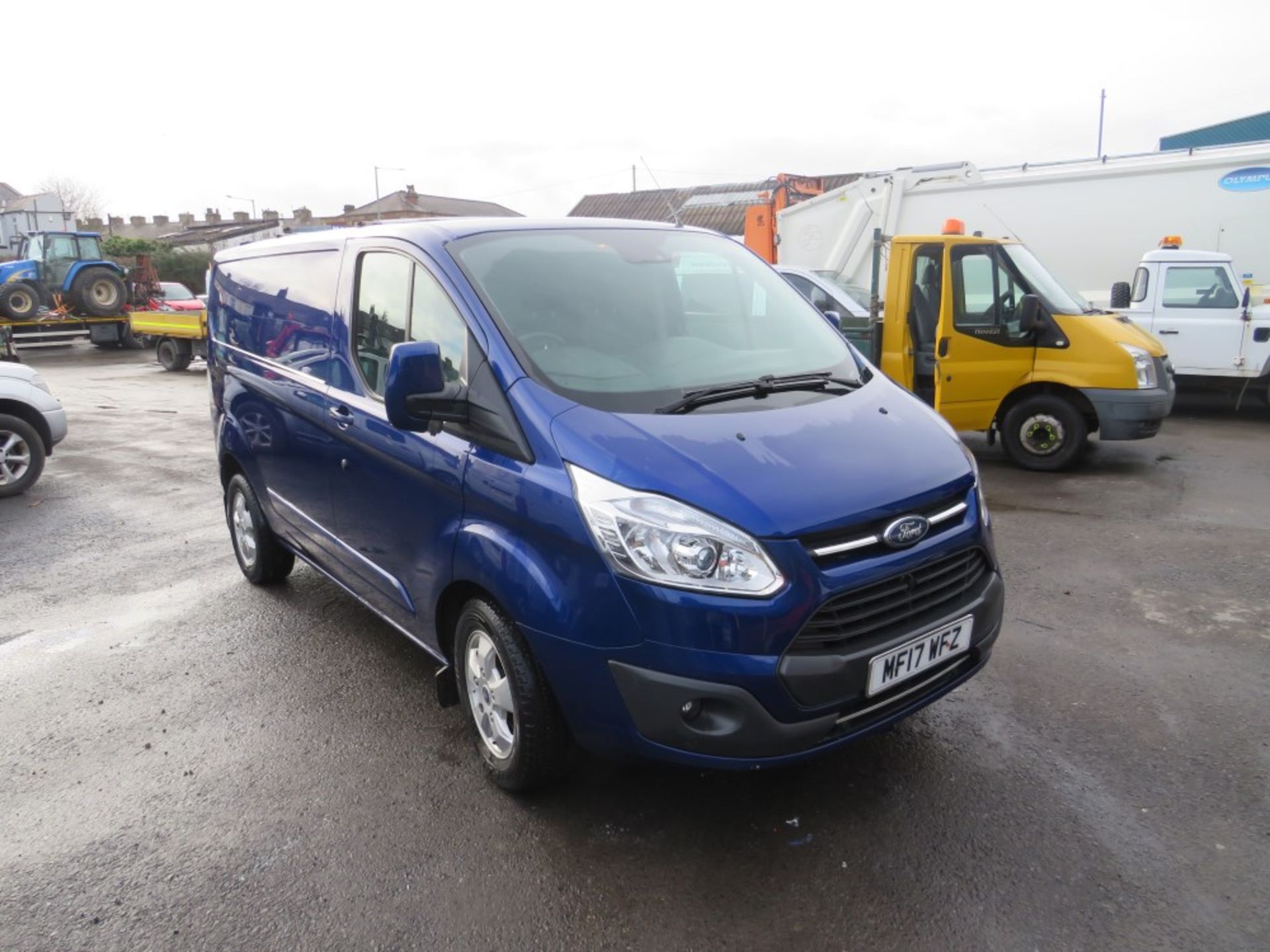 17 reg FORD TRANSIT CUSTOM 270 LIMITED, 1ST REG 03/17, TEST 05/21, 71090M, V5 HERE, 2 FORMER KEEPERS