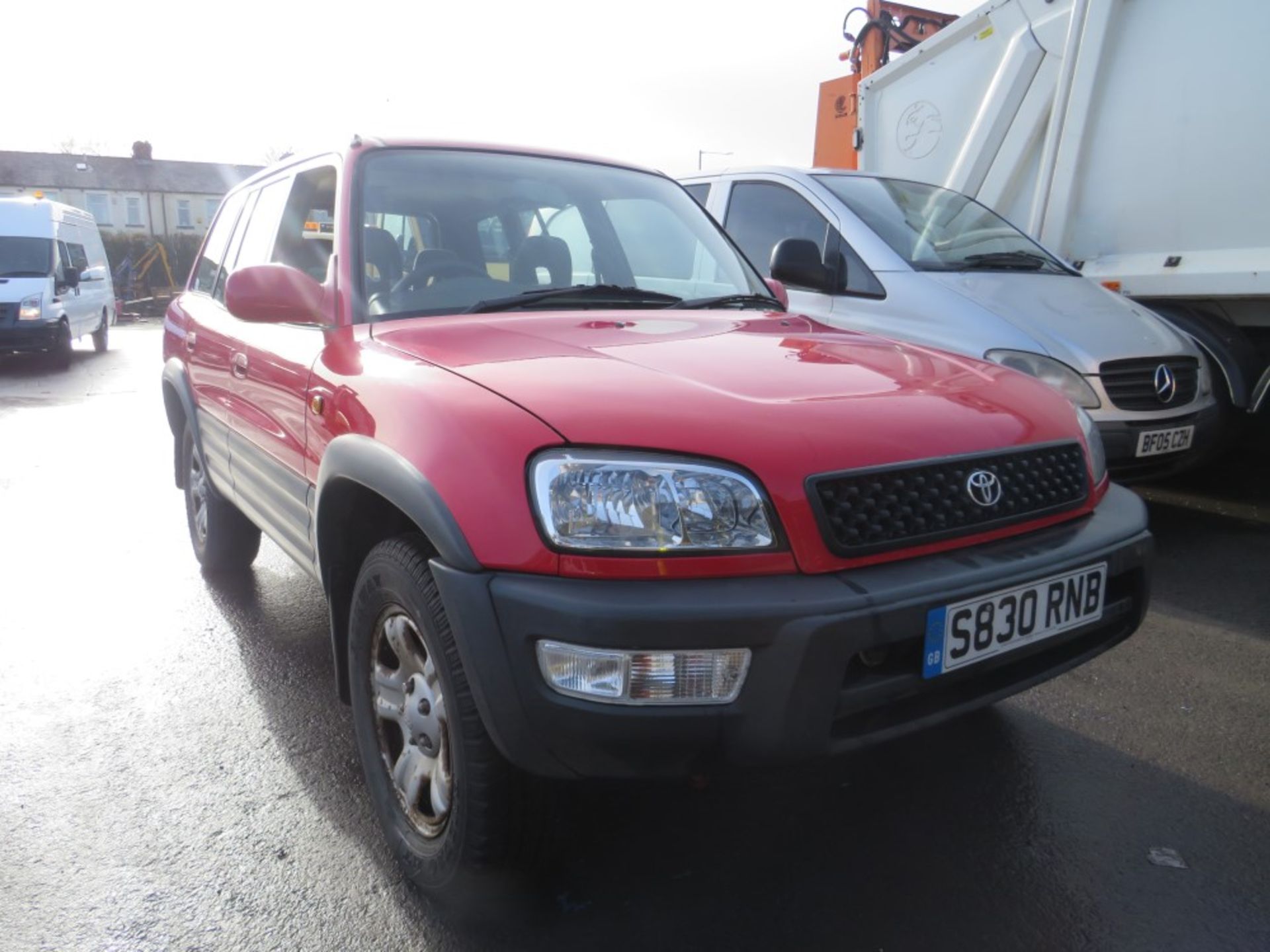 S reg TOYOTA RAV 4, 1ST REG 08/98, TEST 03/21, 85799M, V5 HERE, PREVIOUS KEEPERS UKNOWN [NO VAT]