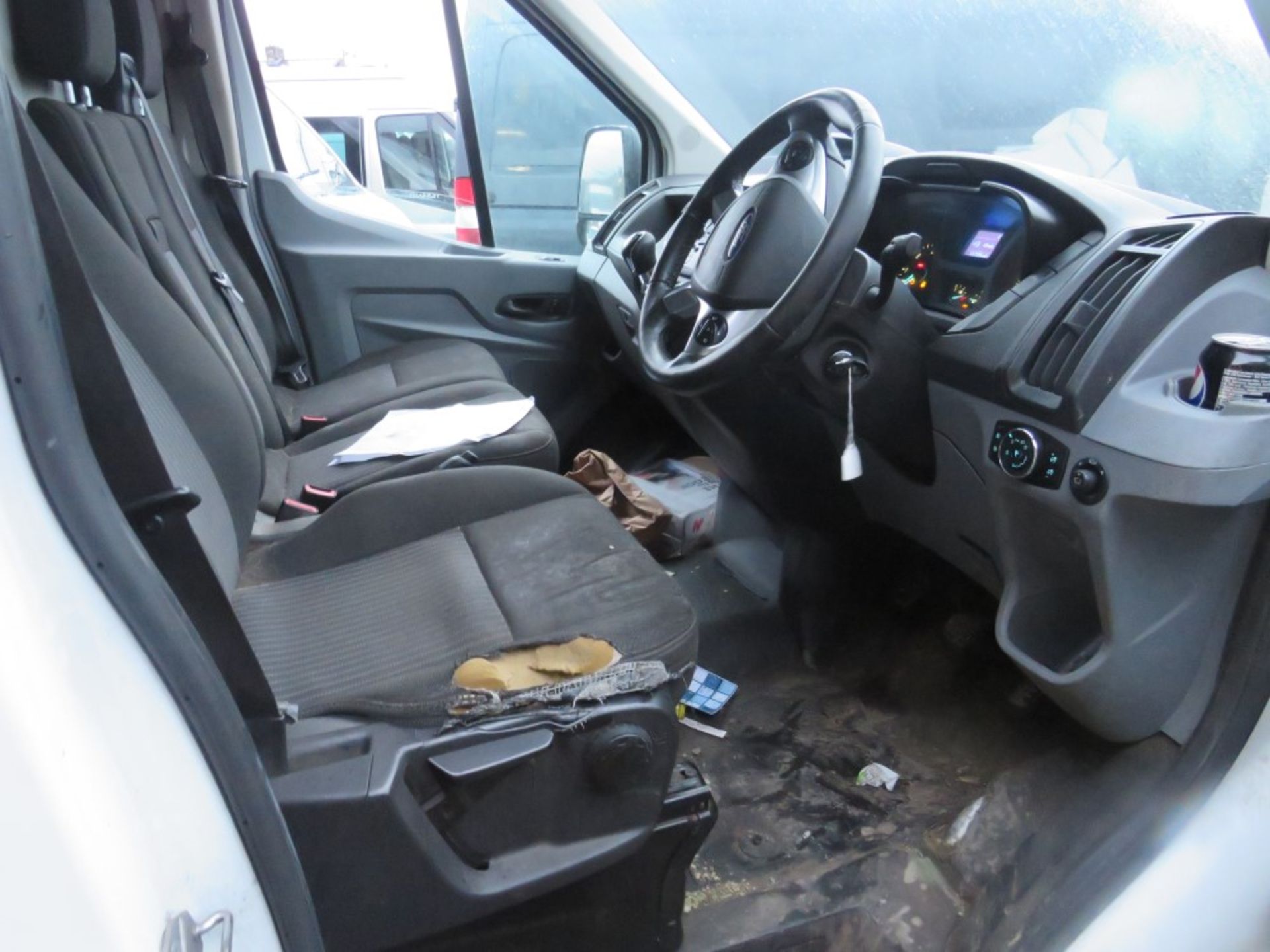 16 reg FORD TRANSIT 350 TREND, 1ST REG 03/16, TEST 03/21, 117596M, V5 HERE, 1 FORMER KEEPER [+ VAT] - Image 6 of 6