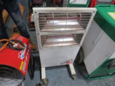 240V 3KW ELECTRIC HEATER (DIRECT HIRE CO) [+ VAT]