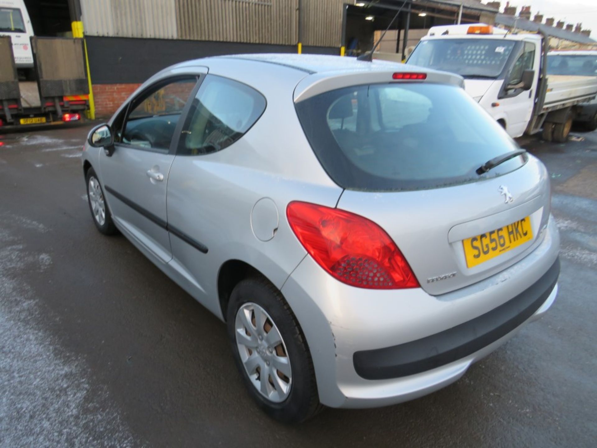 56 reg PEUGEOT 207S, 1ST REG 09/06, 88481M, V5 HERE, 4 FORMER KEEPERS [NO VAT] - Image 3 of 6