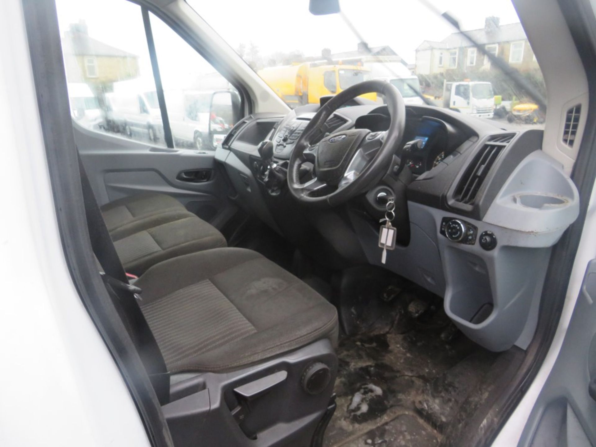 64 reg FORD TRANSIT 350 TREND, 1ST REG 01/15, TEST 02/21, 162136M, V5 HERE, 1 FORMER KEEPER [+ VAT] - Image 6 of 6