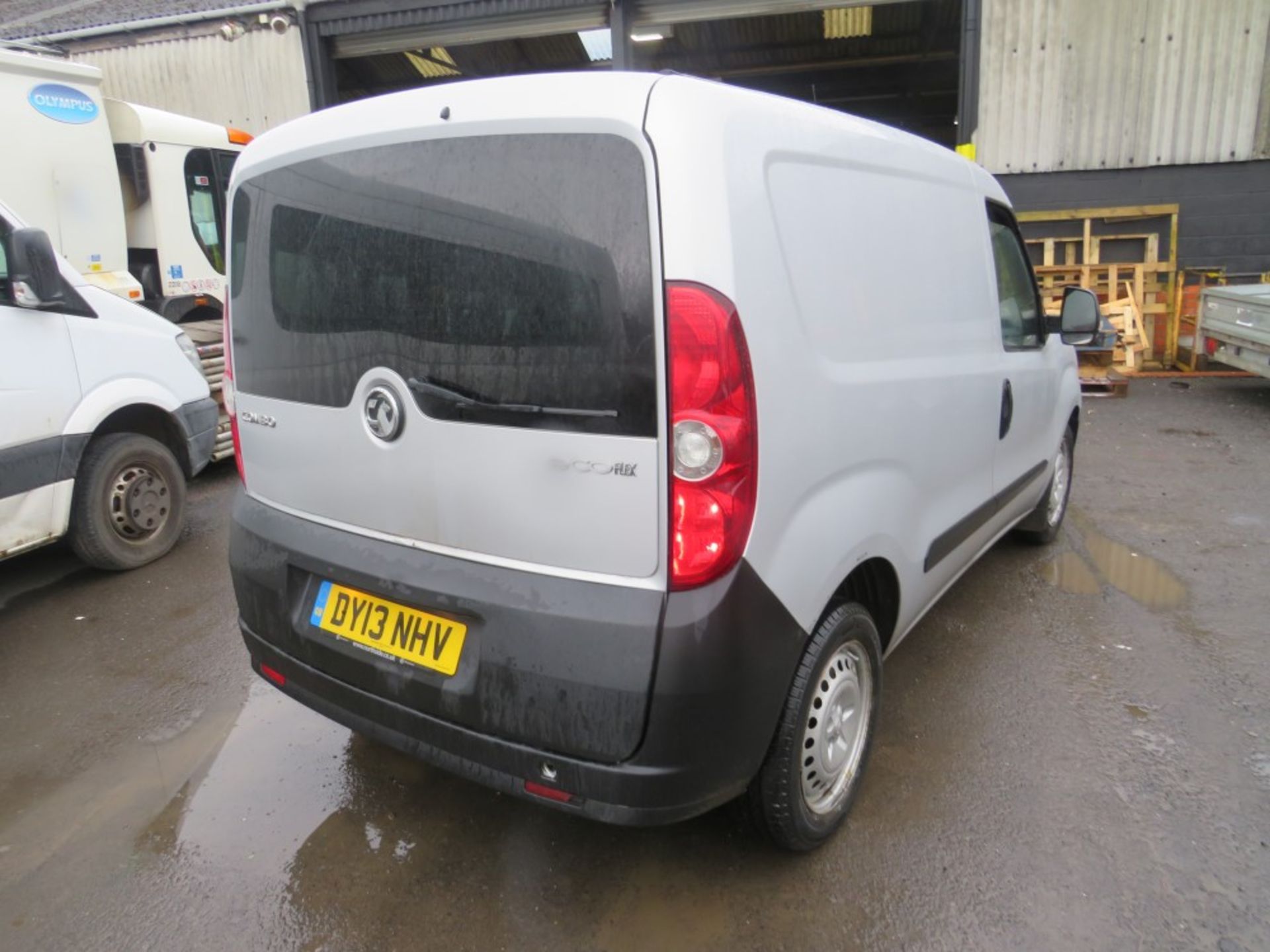 13 reg VAUXHALL COMBO 2300 CDTI SS E-FLEX, 1ST REG 05/13, TEST 10/21, 117740M, V5 HERE, 3 FORMER - Image 4 of 6