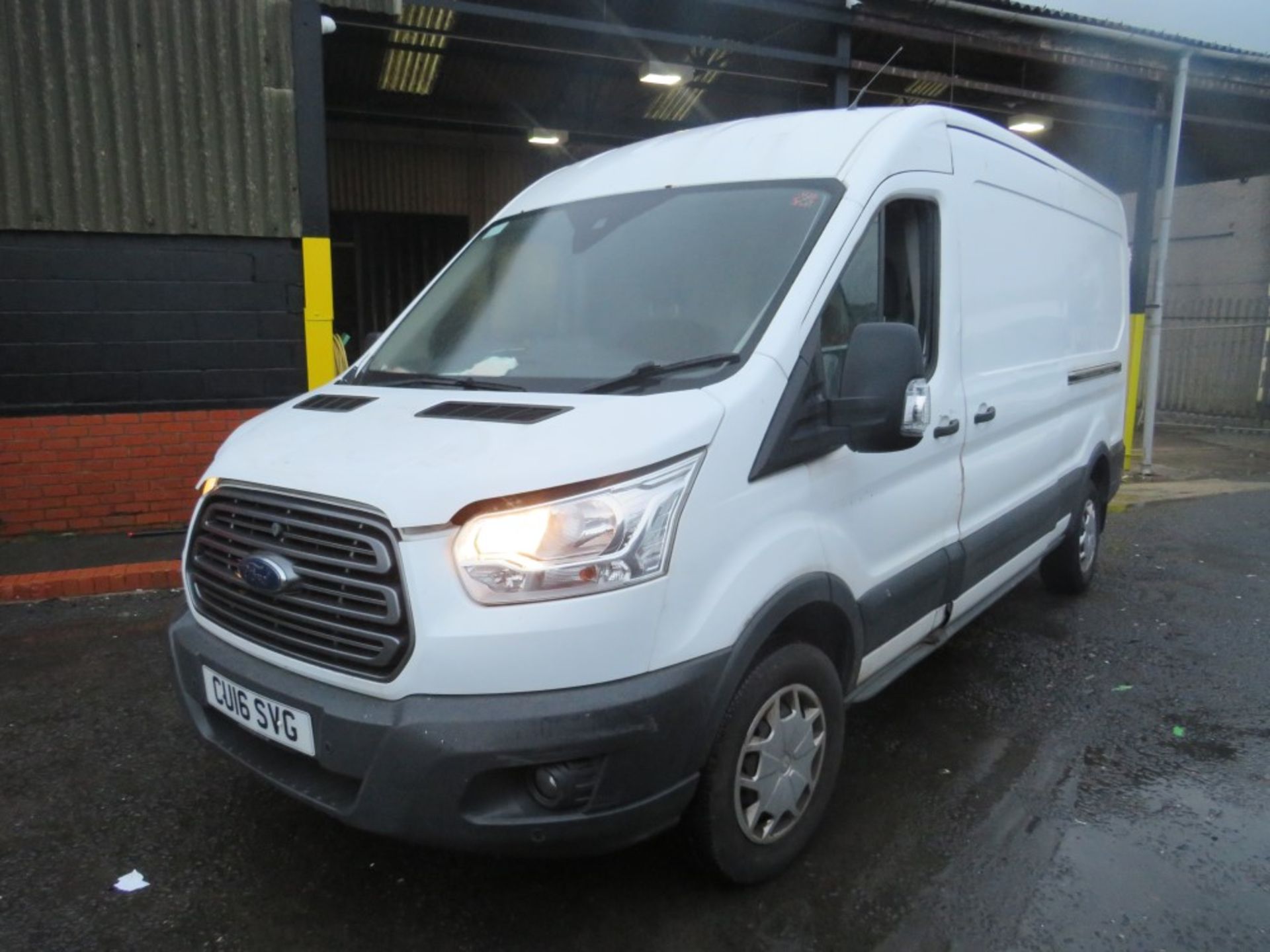 16 reg FORD TRANSIT 350 TREND, 1ST REG 03/16, TEST 03/21, 117596M, V5 HERE, 1 FORMER KEEPER [+ VAT] - Image 2 of 6