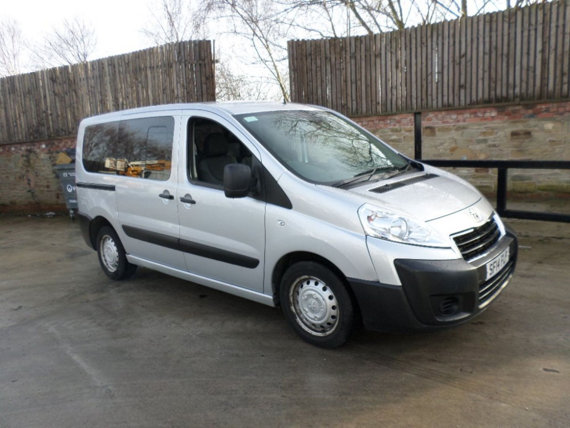 14 reg PEUGEOT EXPERT INDEPENDANCE HDI MOBILITY VEHICLE (LOCATION SHEFFIELD) 1ST REG 08/14, [+ VAT]