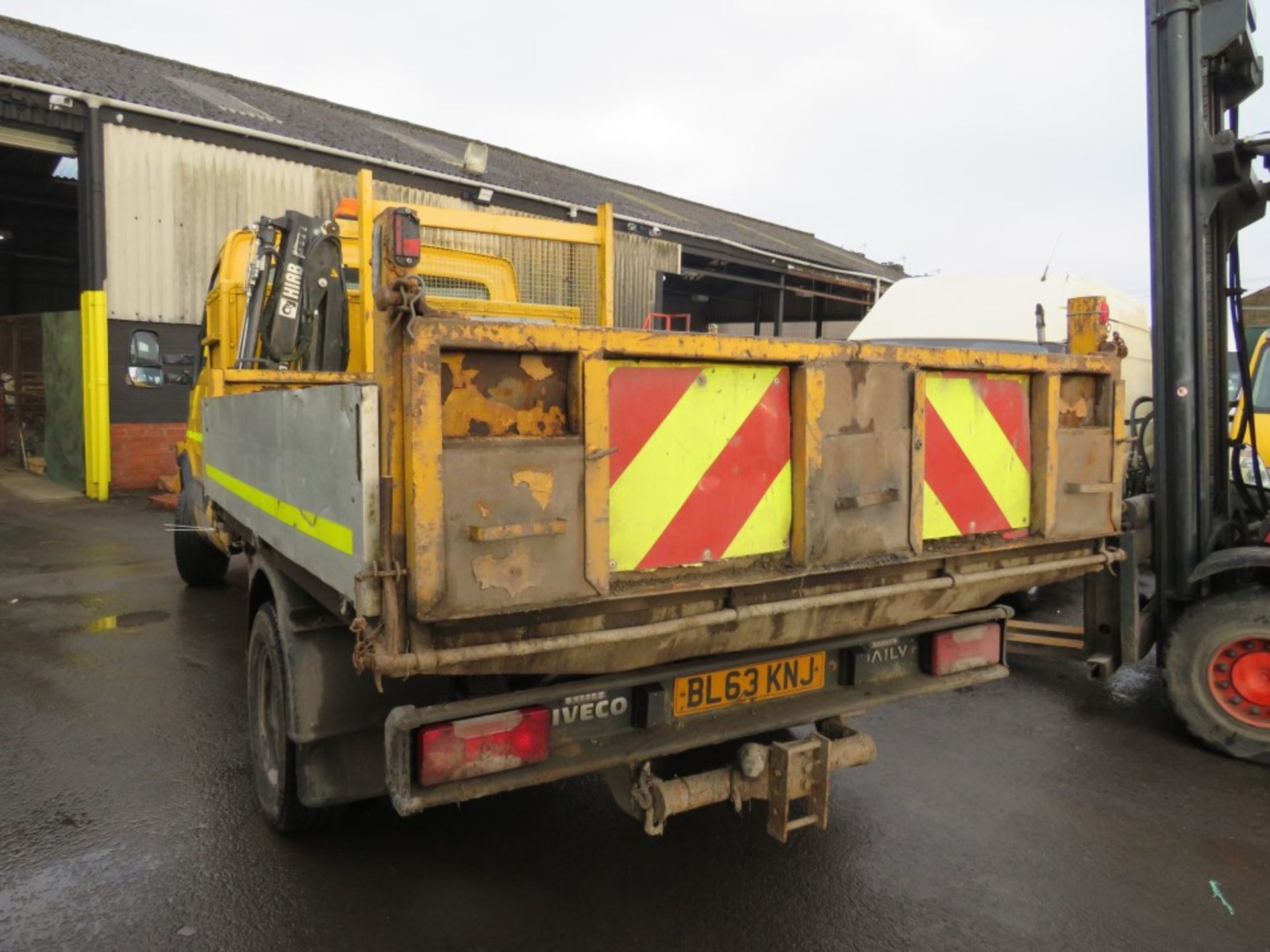 63 reg IVECO DAILY 70C17 TIPPER C/W HIAB (DIRECT COUNCIL) 1ST REG 01/14, TEST 04/21, 111440KM, V5 - Image 3 of 6