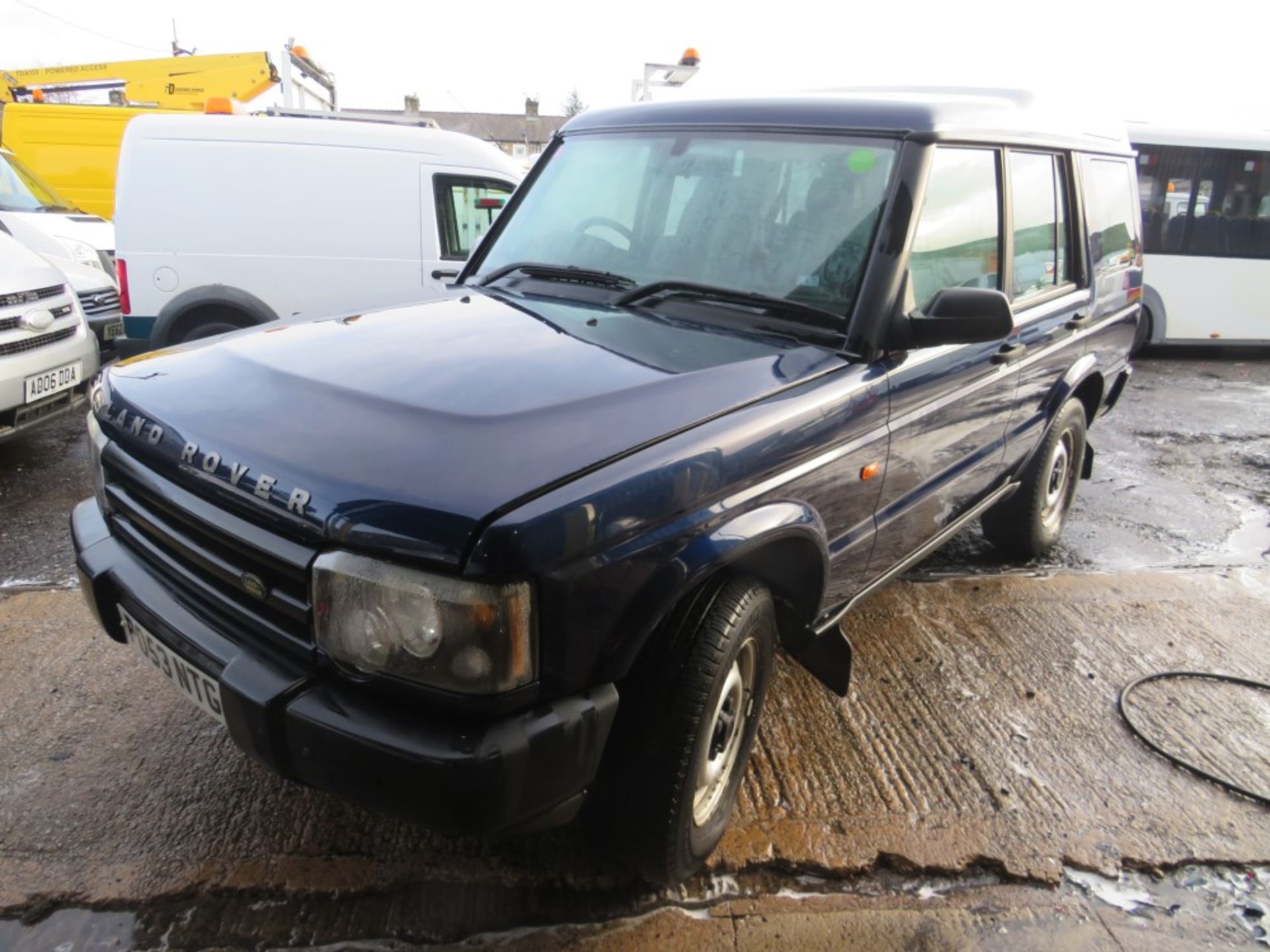53 reg LAND ROVER DISCOVERY TD5 E (DIRECT COUNCIL) 1ST REG 09/03, 85170M, V5 HERE, 1 - Image 2 of 6