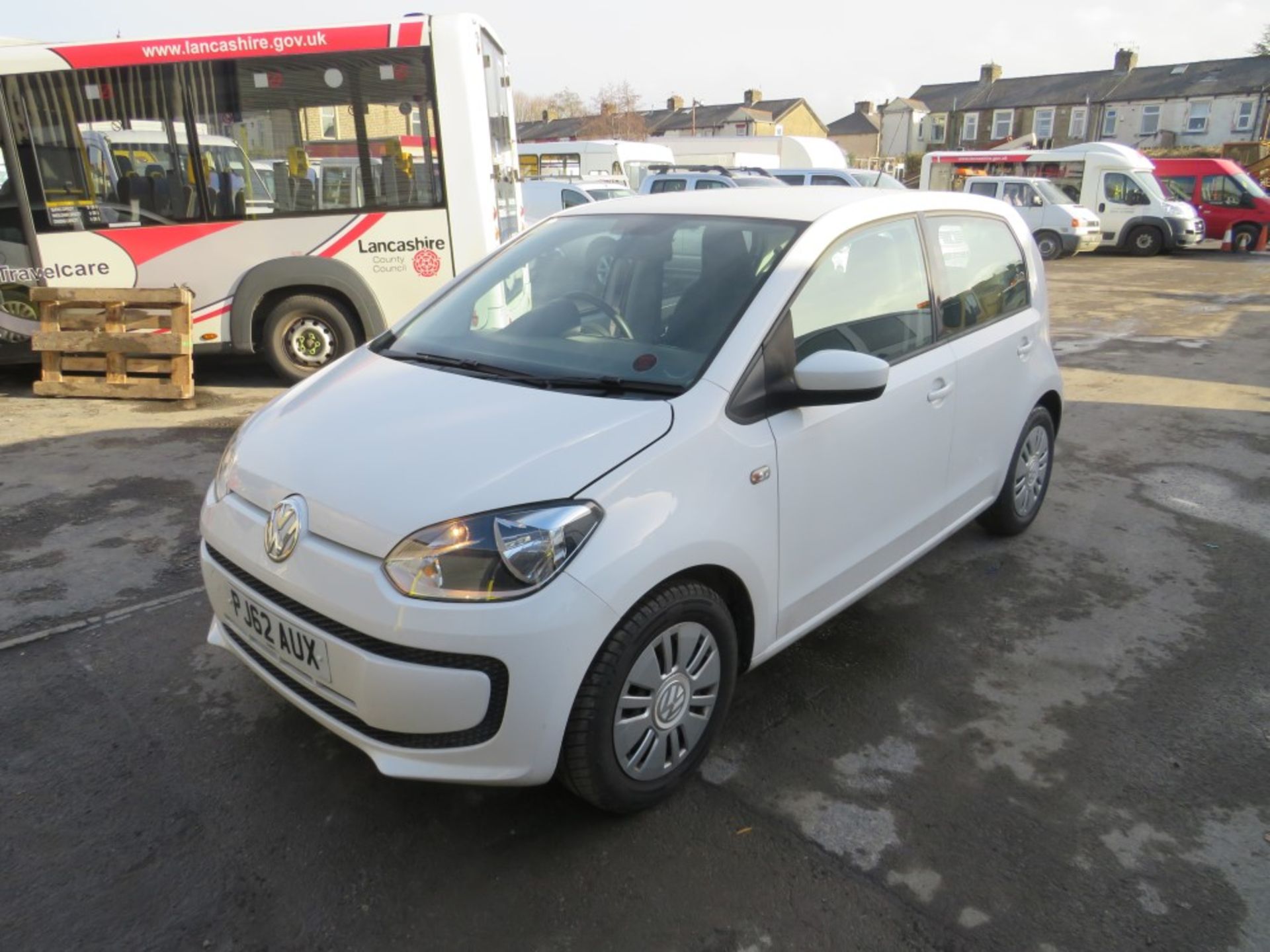 62 reg VW MOVE UP BLUEMOTION TECHNOLOGY (DIRECT COUNCIL) 1ST REG 01/13, 18427M WARRANTED - Image 2 of 6