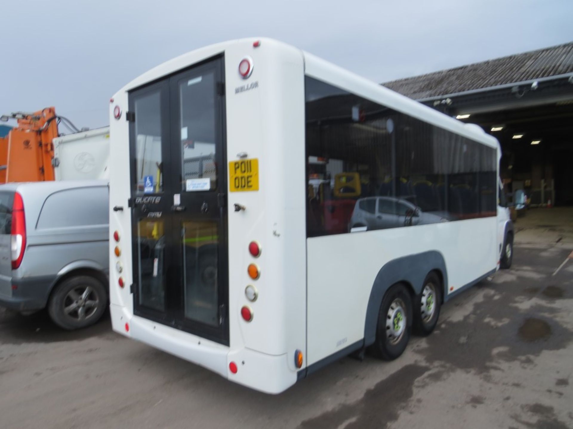 11 reg FIAT DUCATO TRI AXLE MINIBUS (DIRECT COUNCIL) 1ST REG 08/11, TEST 08/21, 117830M, V5 HERE, 1 - Image 4 of 7