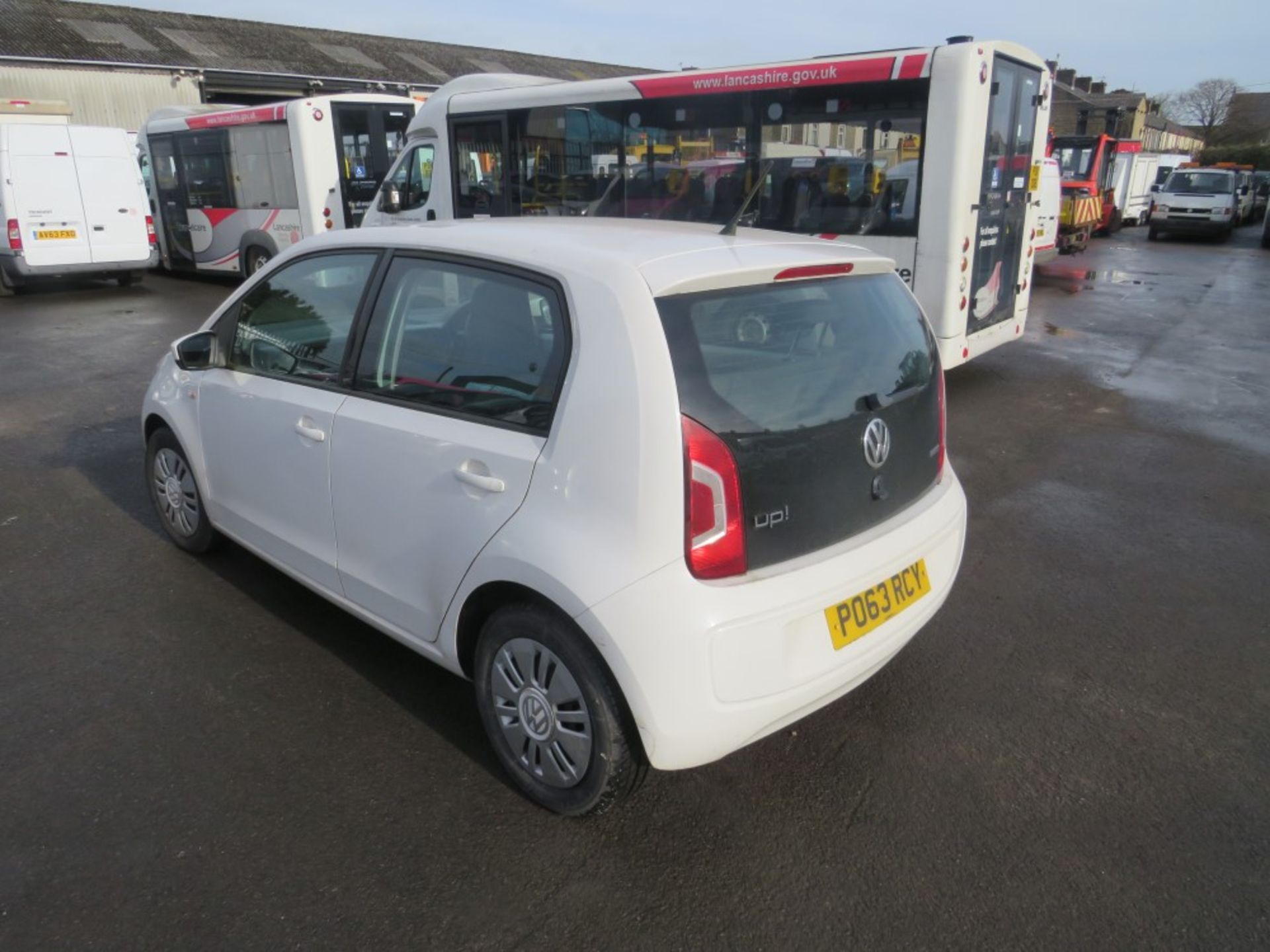 63 reg VW MOVE UP BLUEMOTION TECHNOLOGY (DIRECT LANCS FIRE & RESCUE) 1ST REG 09/13, TEST 07/21, - Image 3 of 6