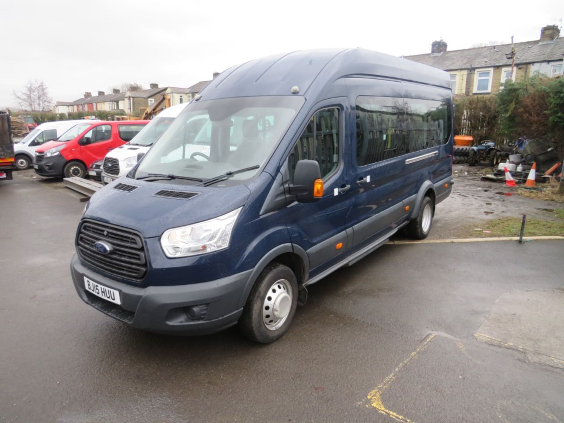 15 reg FORD TRANSIT 460 ECONETIC TECH MINIBUS, 1ST REG 06/15, 28056M, V5 HERE, 1 OWNER FROM NEW [+ - Image 2 of 8