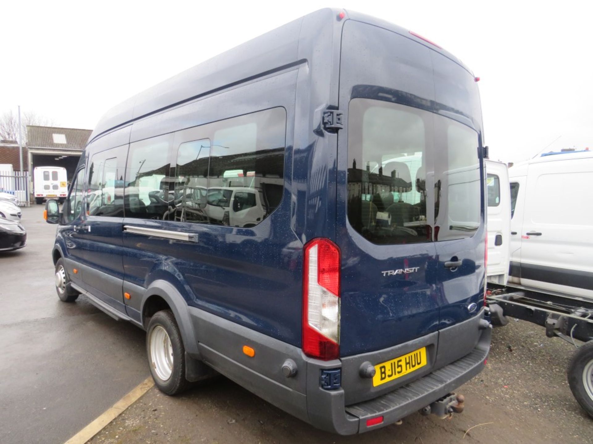 15 reg FORD TRANSIT 460 ECONETIC TECH MINIBUS, 1ST REG 06/15, 28056M, V5 HERE, 1 OWNER FROM NEW [+ - Image 3 of 8